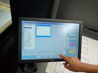 三菱製オフライン品質検査装置 正紙のジョブデータを登録し、再版の際に呼出し可能